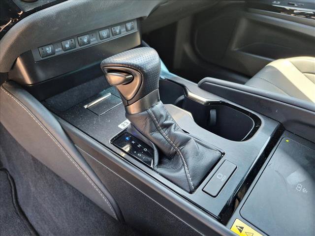 Certified 2023 Lexus ES 350 F Sport w/ Accessory Package (Z2) FWD image 14