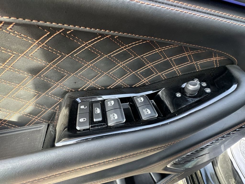 Used 2023 Jeep Grand Cherokee Summit image 13