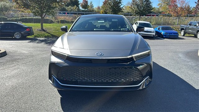 New 2026 Toyota Crown Platinum image 2