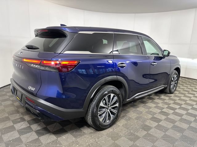 Used 2023 INFINITI QX60 Pure image 3