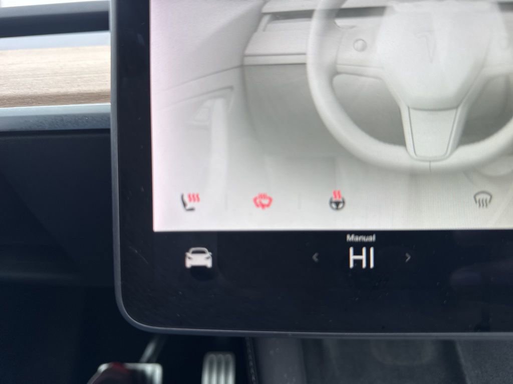 Used 2022 Tesla Model Y Performance image 23