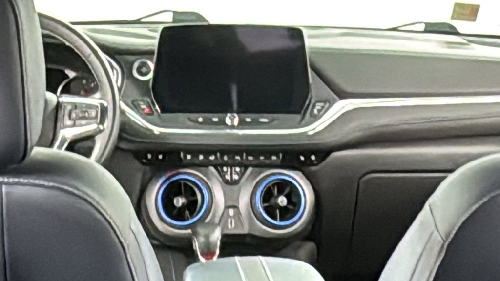 Used 2023 Chevrolet Blazer RS w/ Driver Confidence II Package image 17