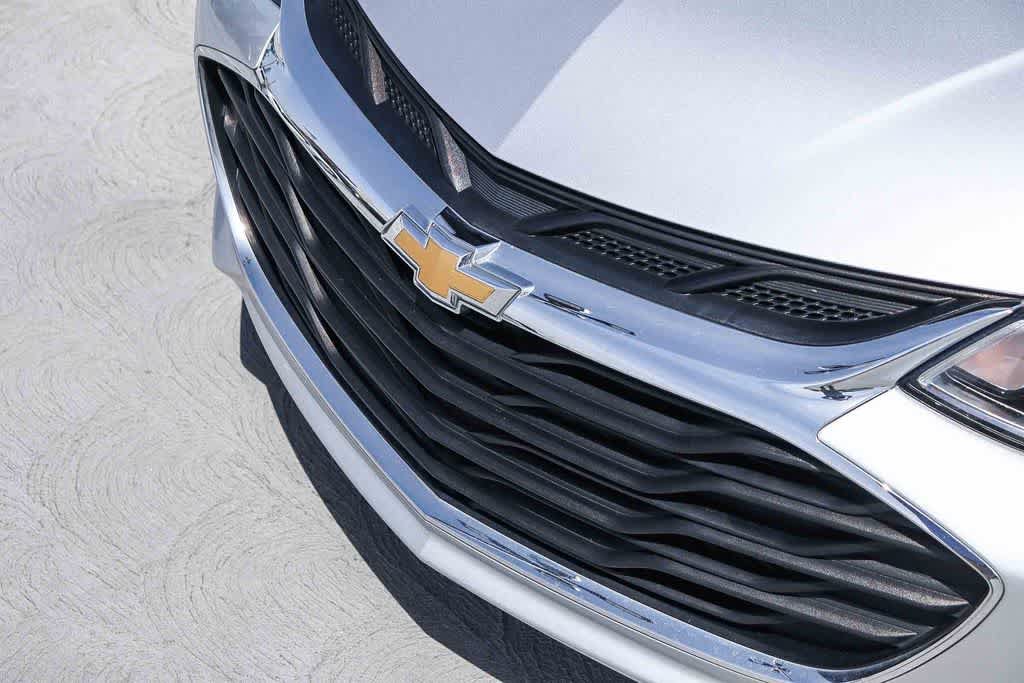 Used 2019 Chevrolet Cruze LS w/ LS Convenience Package FWD image 8