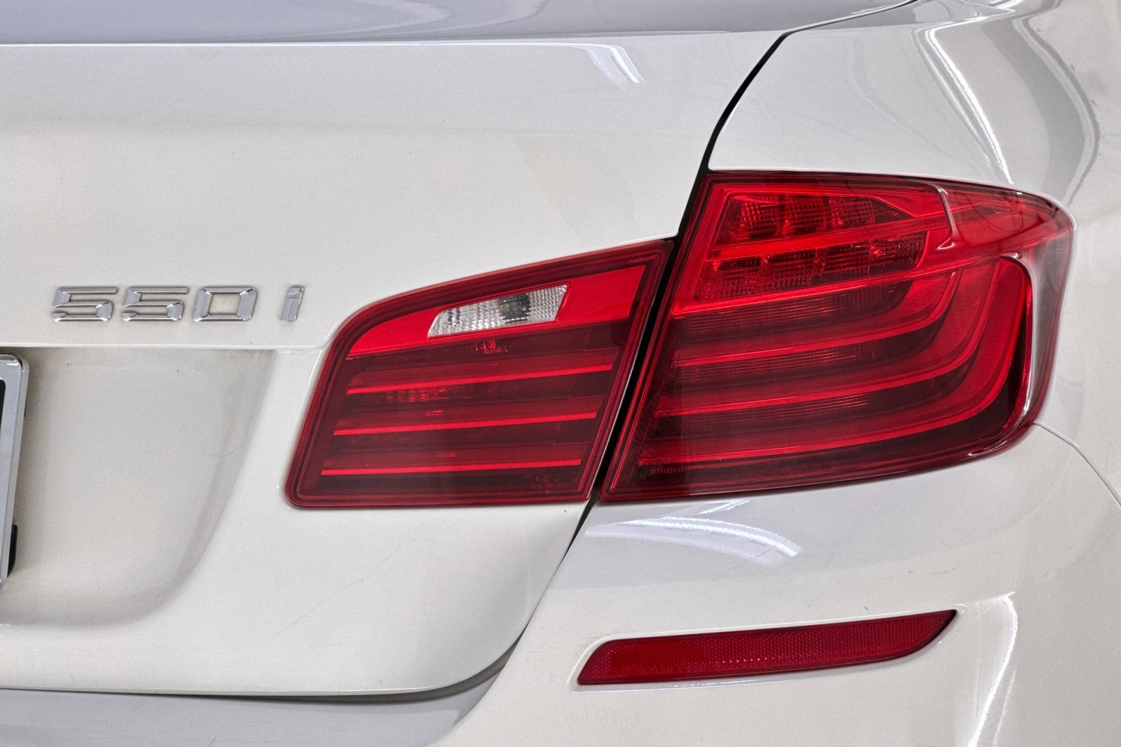 Used 2016 BMW 550i xDrive Sedan AWD/4WD image 12