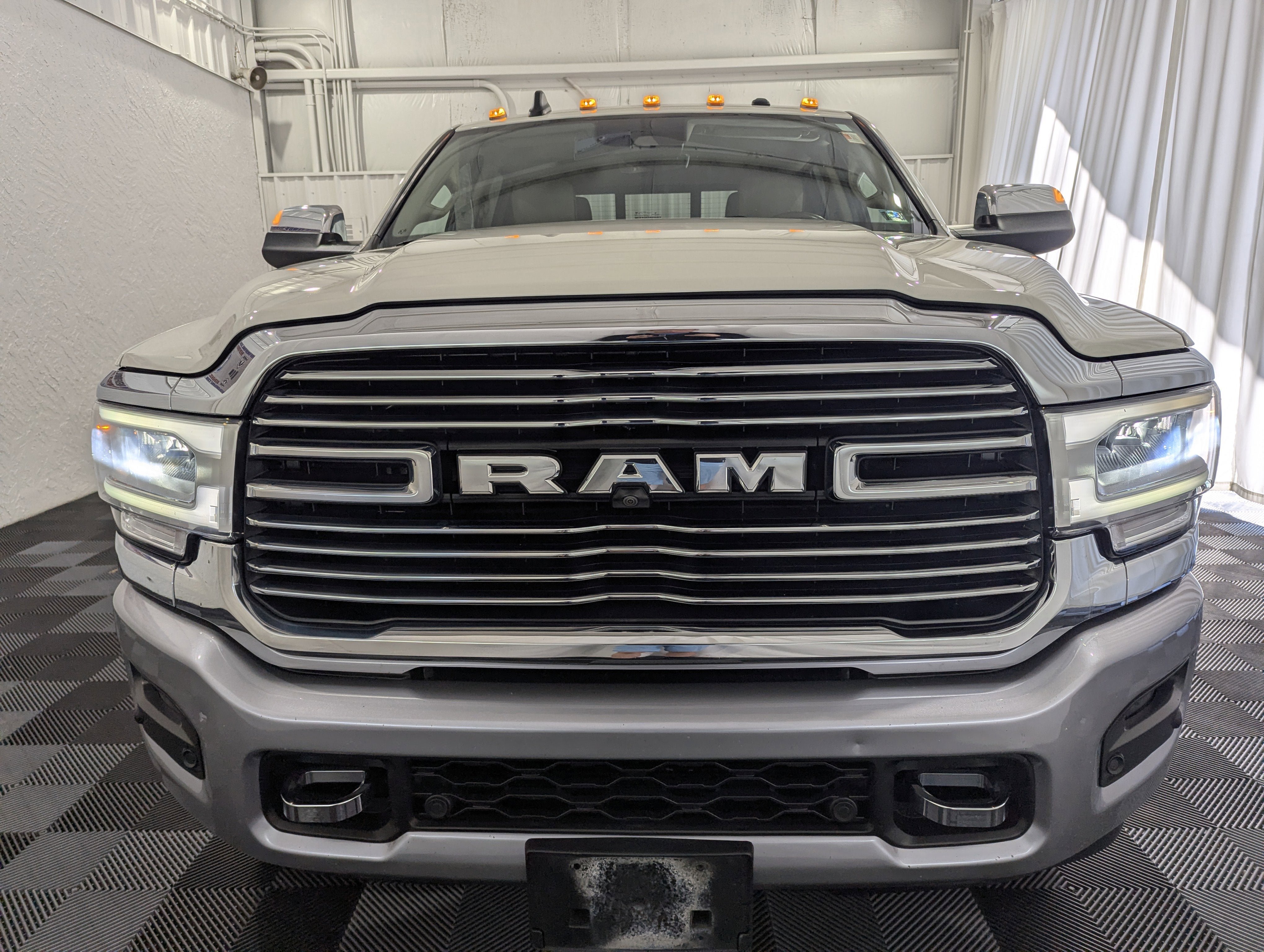 Used 2020 RAM 3500 Laramie AWD/4WD image 4
