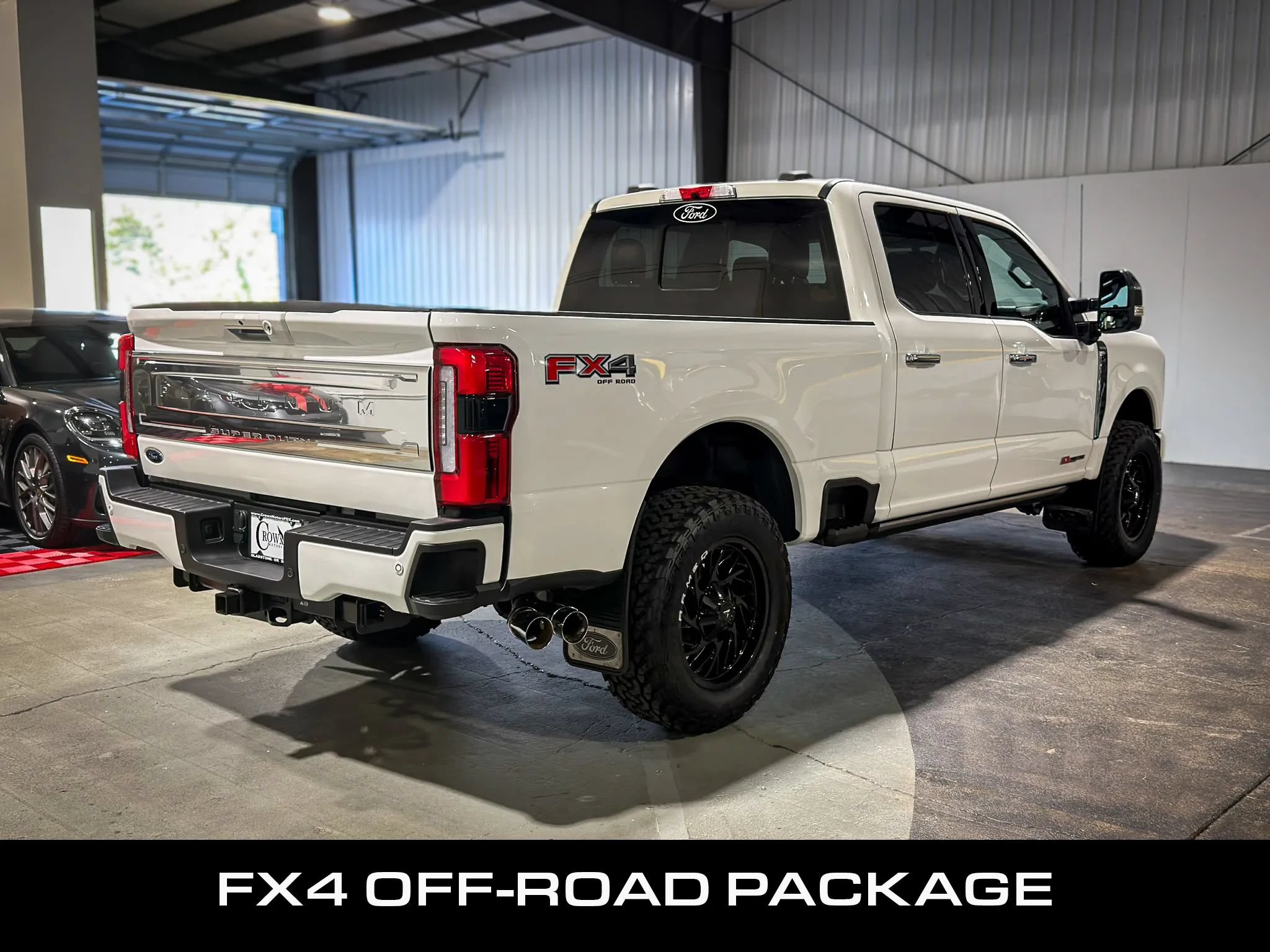 Used 2023 Ford F350 Platinum w/ FX4 Off-Road Package AWD/4WD image 4