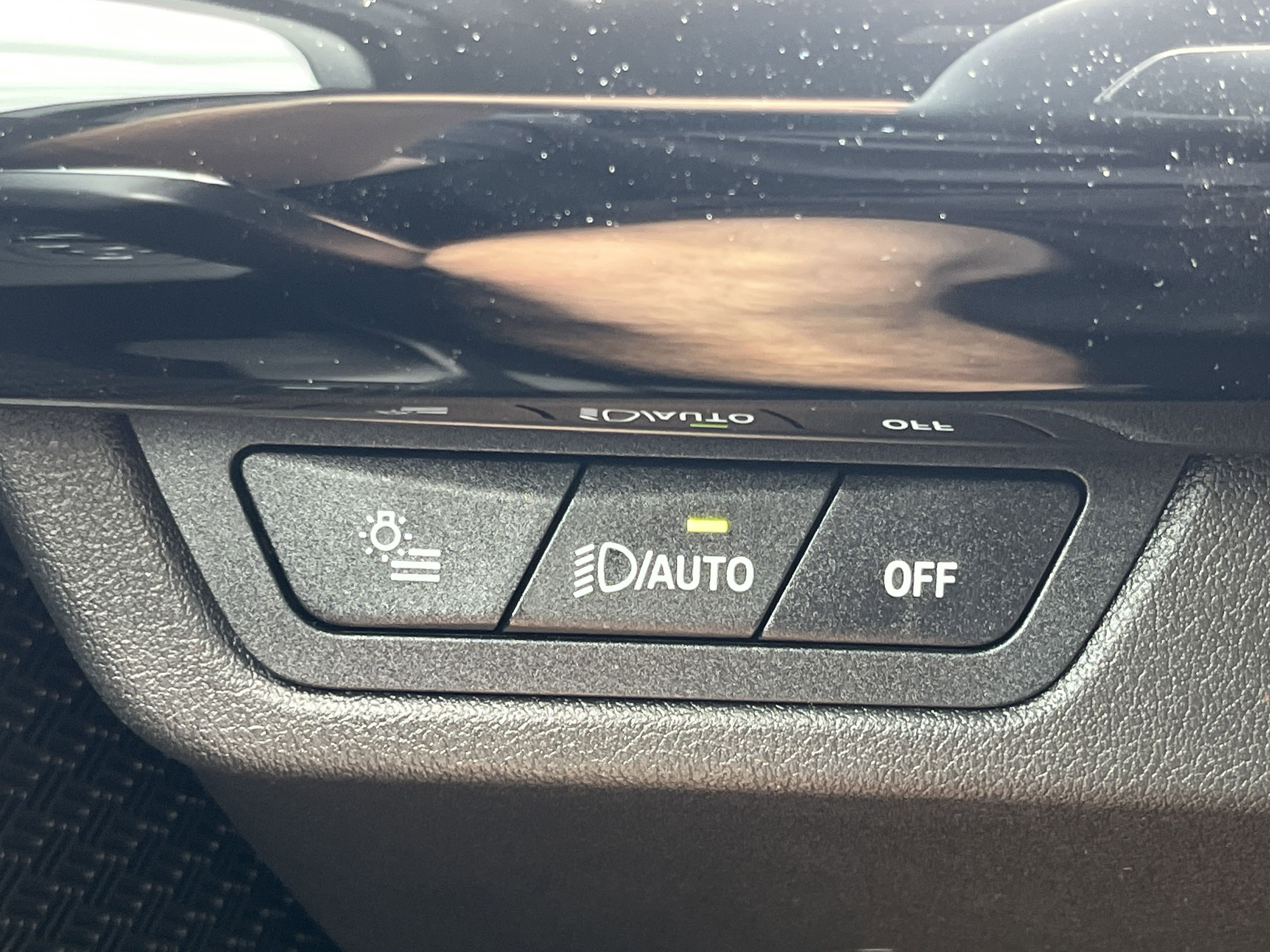 New 2025 BMW X1 xDrive28i w/ Technology Package image 15