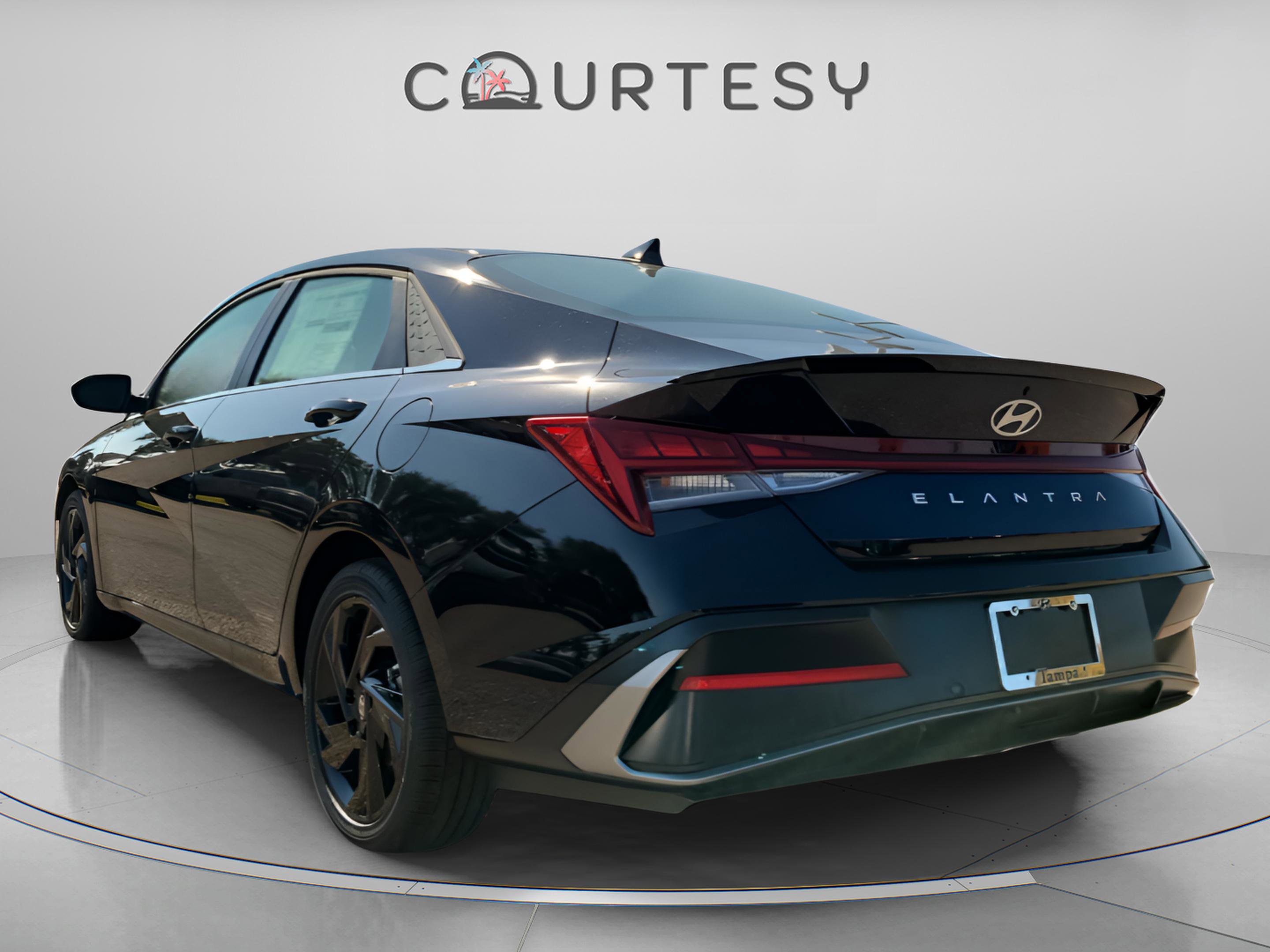 New 2026 Hyundai Elantra SEL Sport image 3