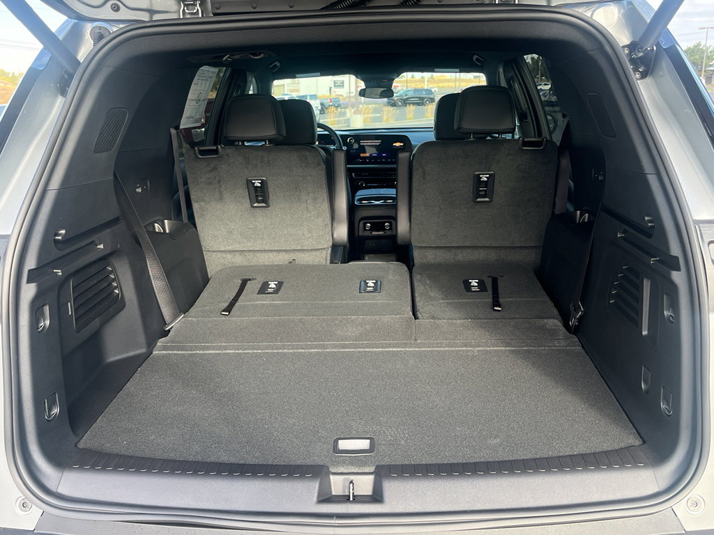 New 2026 Chevrolet Traverse LT image 10