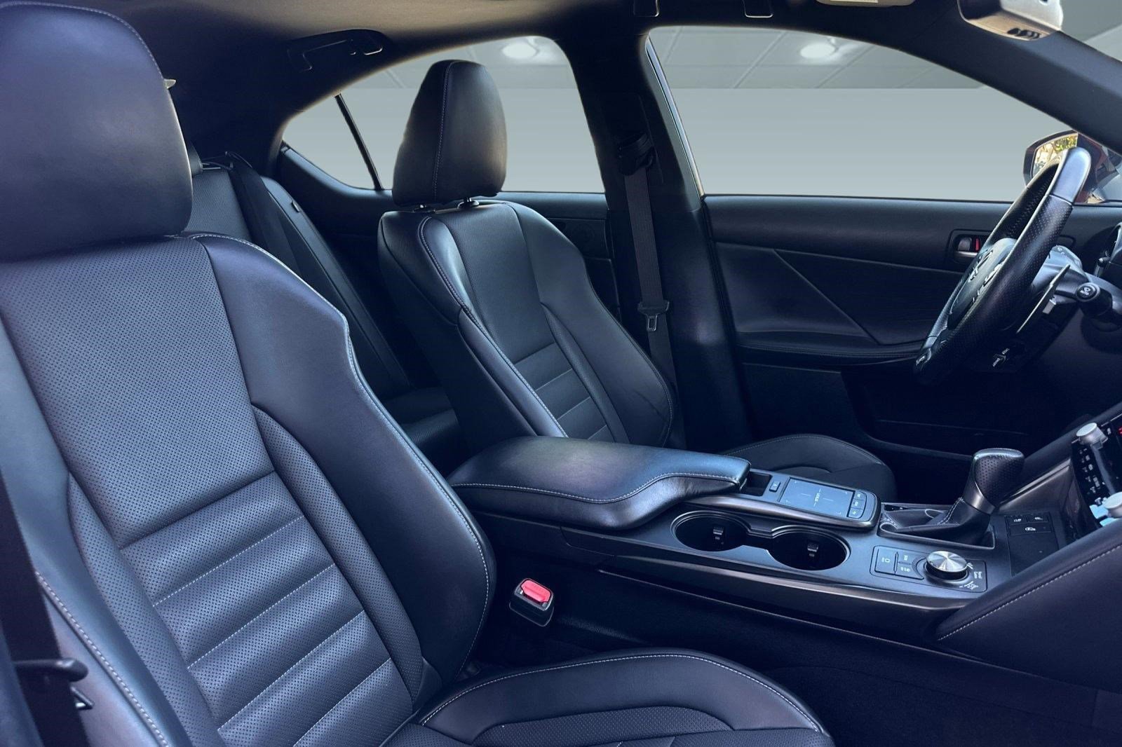 Certified 2023 Lexus IS 500 w/ Special Appearance Package RWD image 32