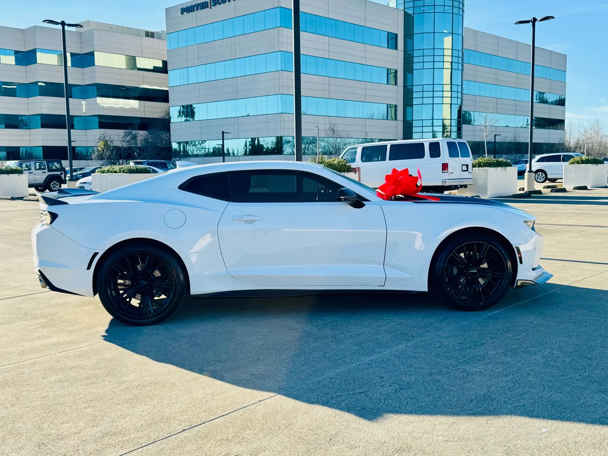 Used 2020 Chevrolet Camaro LT image 25