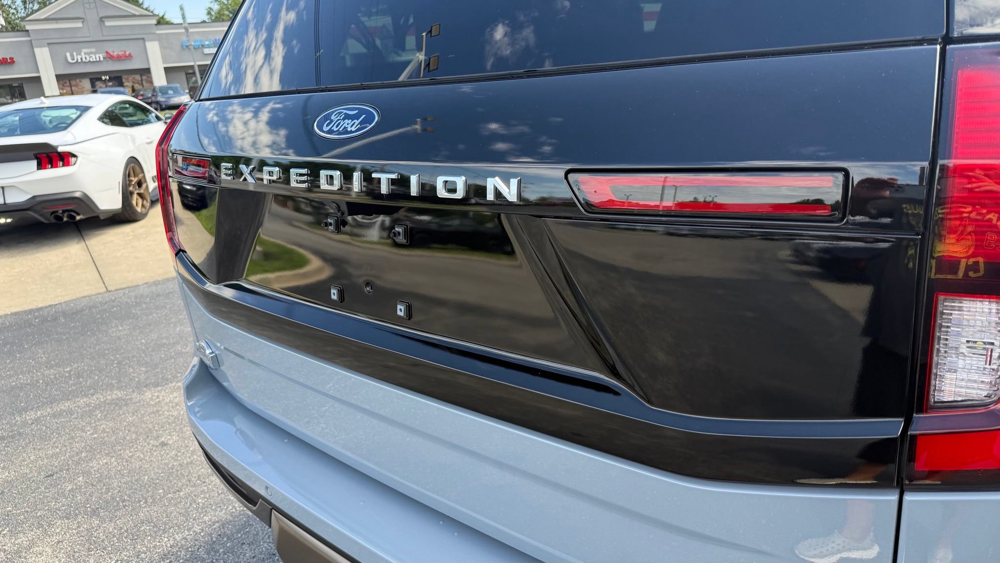 Used 2025 Ford Expedition King Ranch AWD/4WD image 33