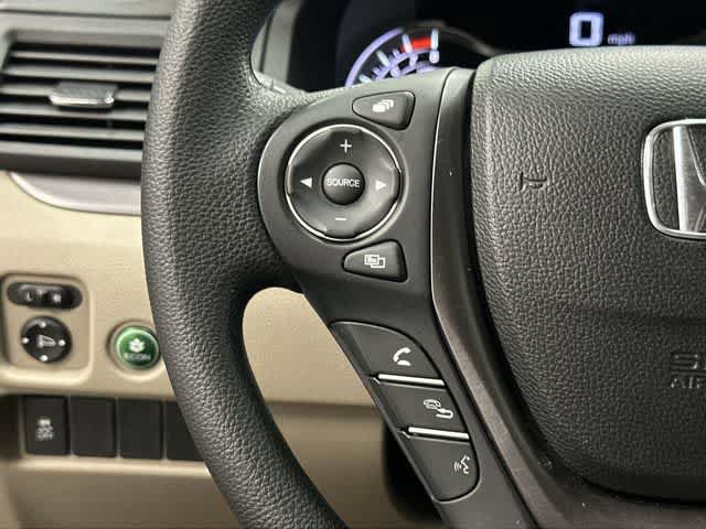 Used 2017 Honda Pilot EX image 17