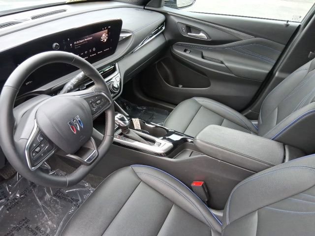 Used 2025 Buick Envista Sport Touring image 15
