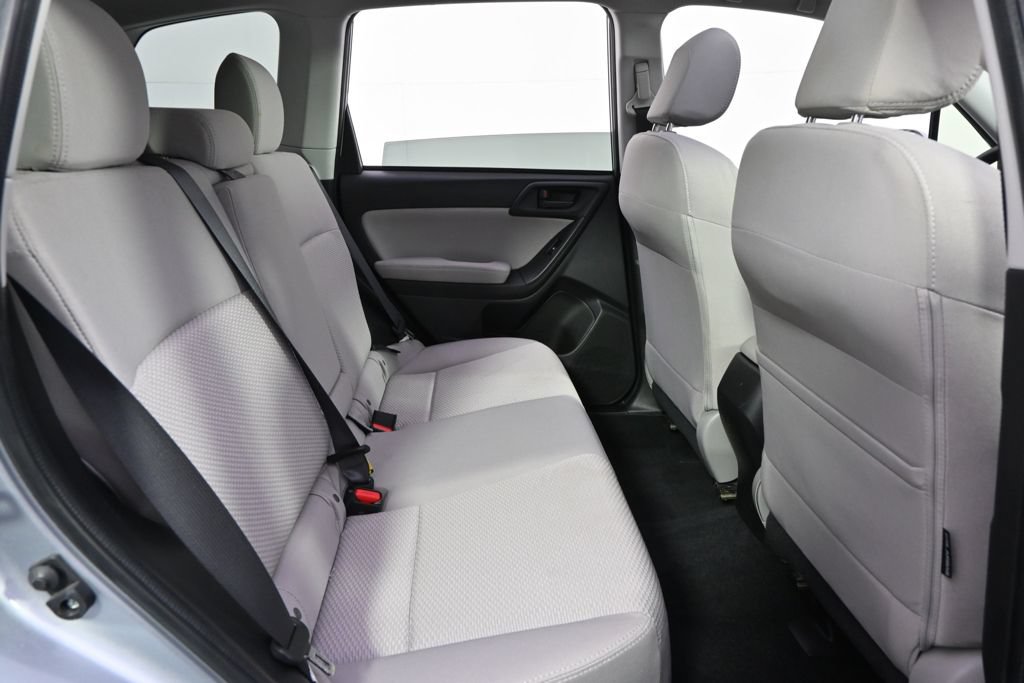 Used 2014 Subaru Forester 2.5i Premium AWD/4WD image 18