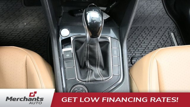 Used 2022 Volkswagen Tiguan SE AWD/4WD image 26