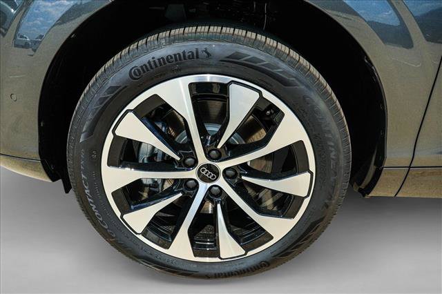 New 2026 Audi Q3 quattro 2.0T AWD/4WD image 9