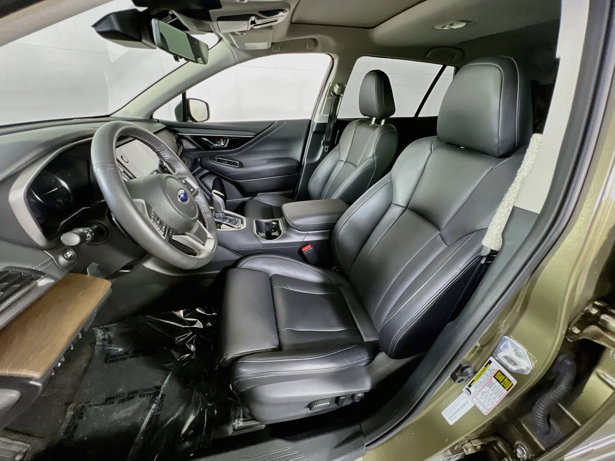 Used 2023 Subaru Outback Touring AWD/4WD image 22