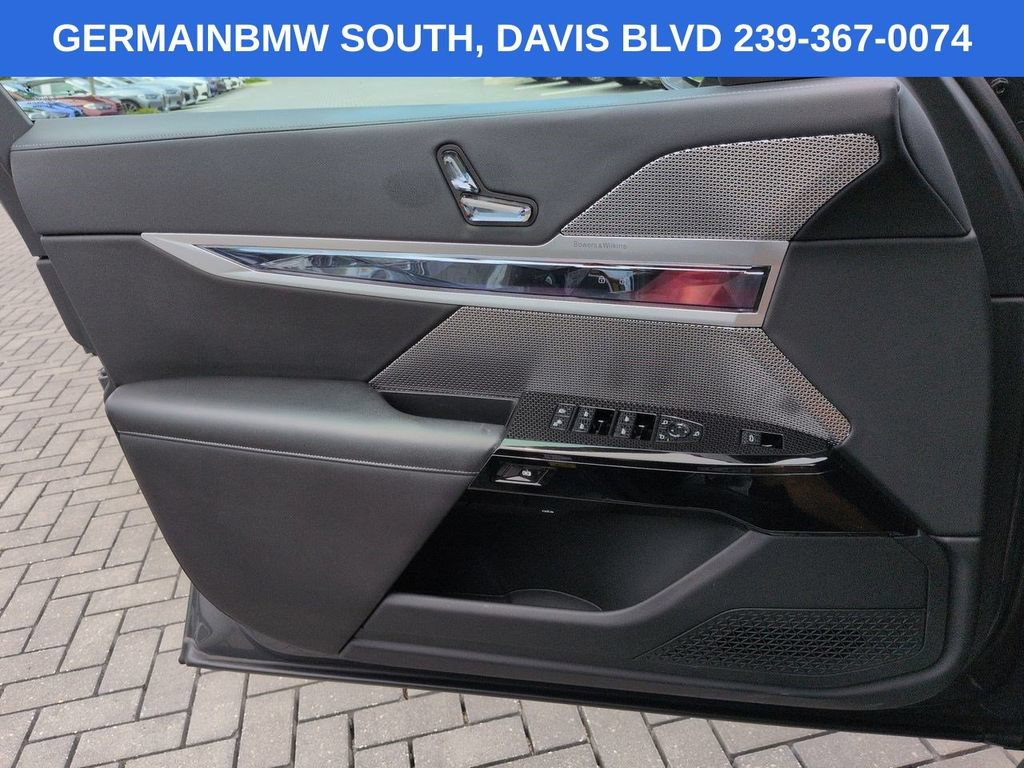 Certified 2023 BMW 740i RWD image 29