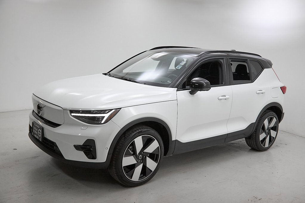 Certified 2023 Volvo XC40 Recharge Ultimate w/ Protection Package Premier image 6