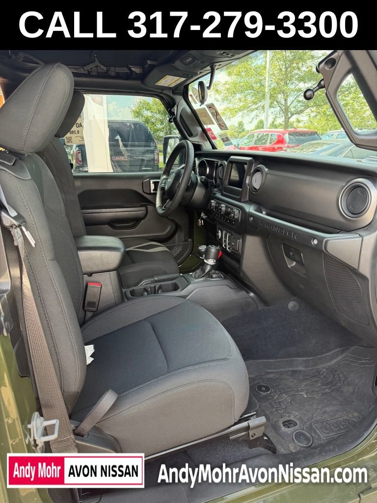 Used 2023 Jeep Wrangler Sport AWD/4WD image 9