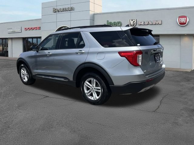 Used 2023 Ford Explorer XLT w/ Equipment Group 202A AWD/4WD image 6