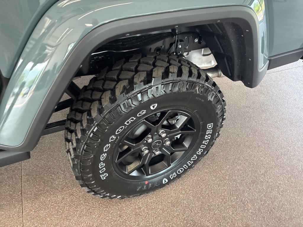 New 2026 Jeep Gladiator Sport AWD/4WD image 16