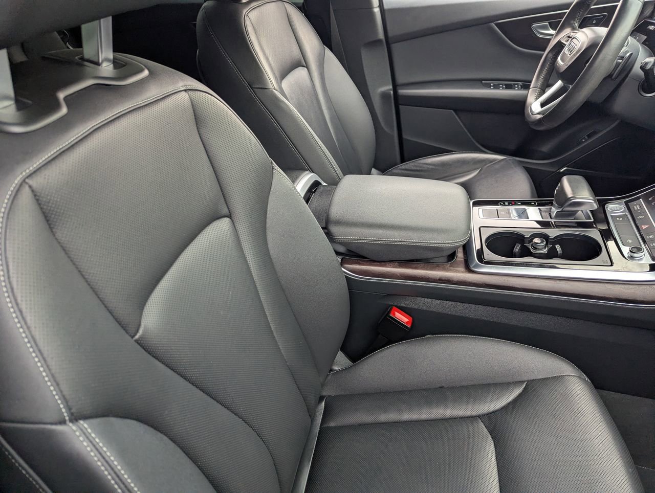 Used 2019 Audi Q8 Premium Plus AWD/4WD image 11