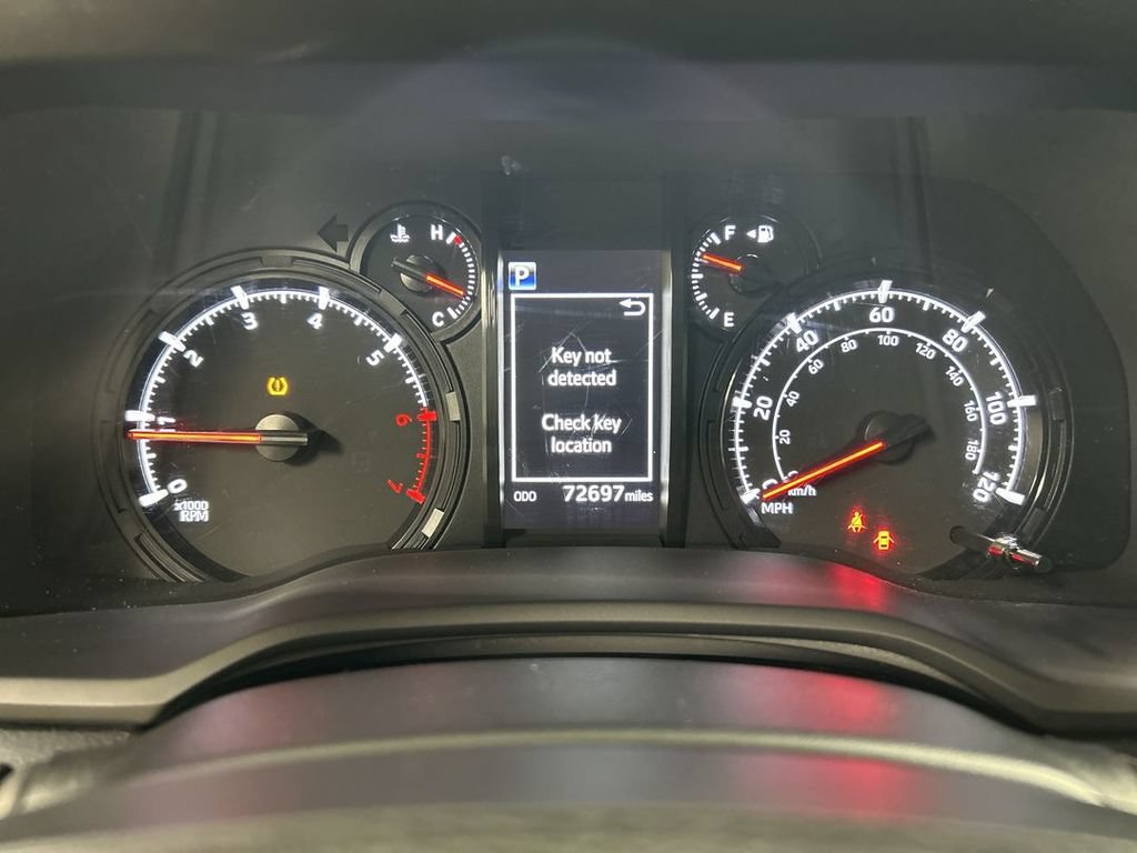 Used 2022 Toyota 4Runner SR5 Premium w/ Moonroof Package AWD/4WD image 13