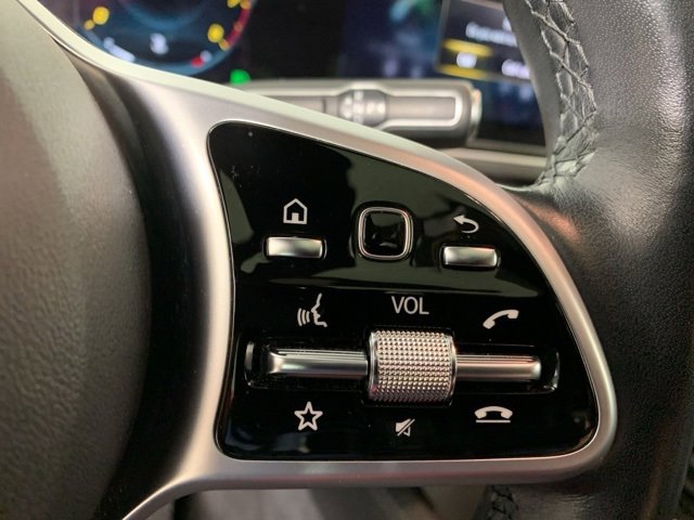 Used 2022 Mercedes-Benz GLE 350 4MATIC w/ Premium Package image 23