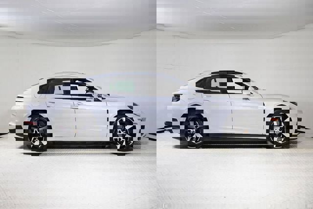 Certified 2024 Porsche Panamera 4 image 8