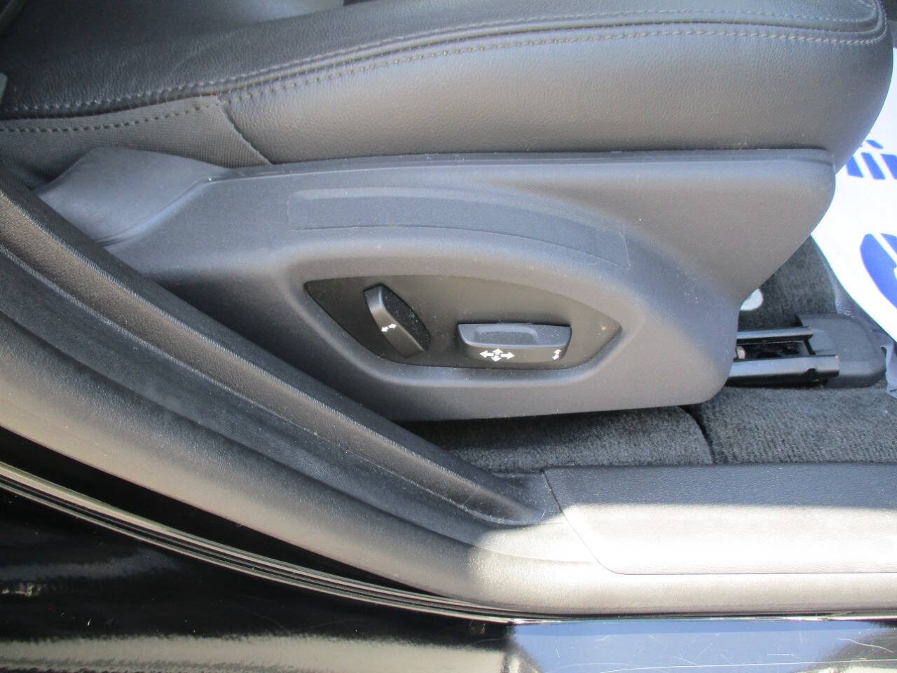 Used 2015 Volvo S60 T5 Premier w/ Convenience Package FWD image 30