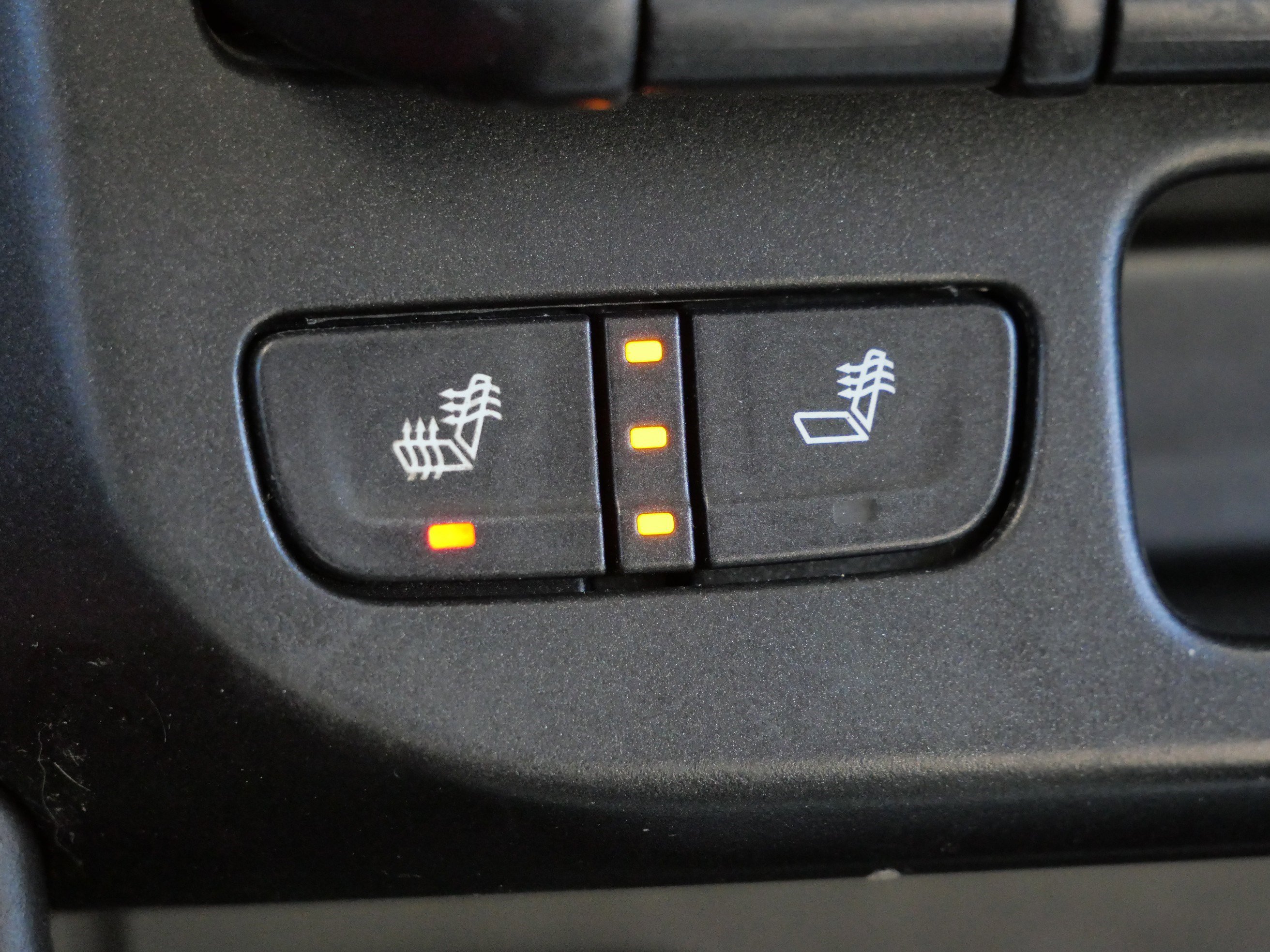 Used 2021 Chevrolet Colorado LT w/ Safety Package image 28