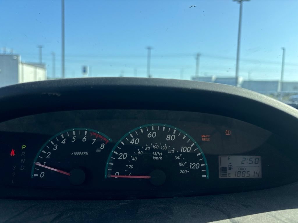 Used 2010 Toyota Yaris Sedan FWD image 11