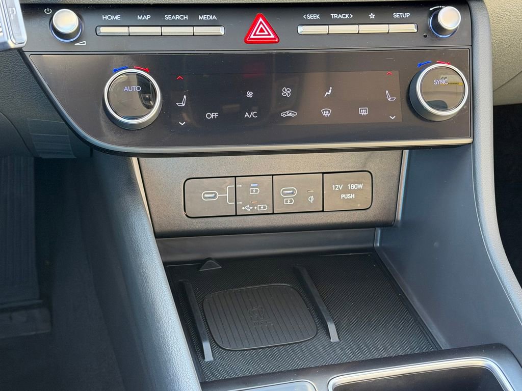 Used 2024 Hyundai Sonata SEL w/ Convenience Package image 15