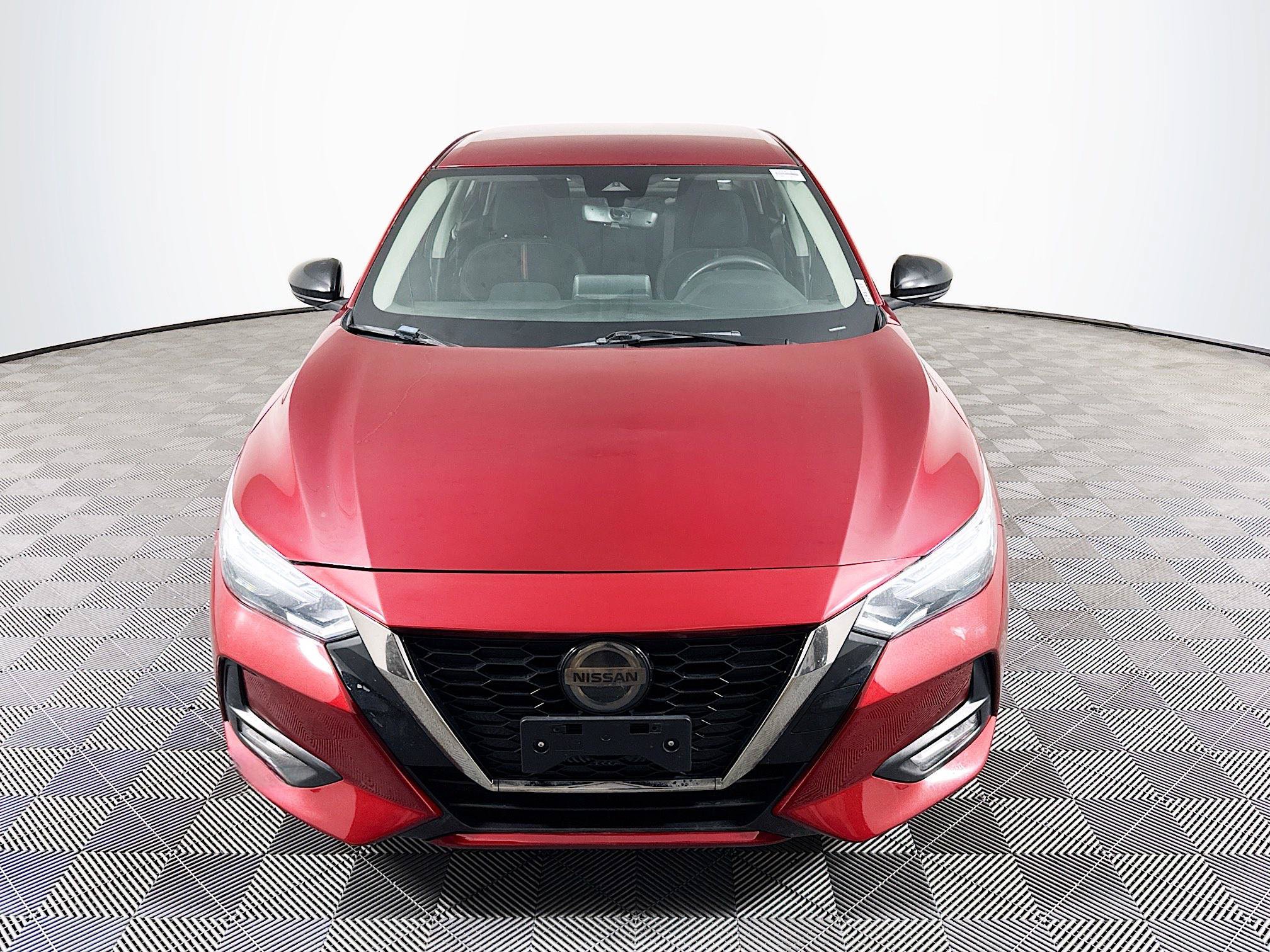 Used 2020 Nissan Sentra SR w/ Electronics Package FWD image 2