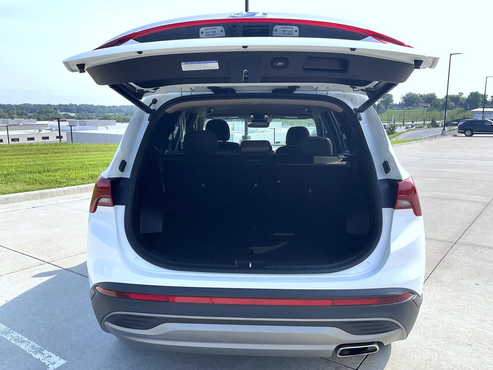 Certified 2023 Hyundai Santa Fe SEL AWD/4WD image 9