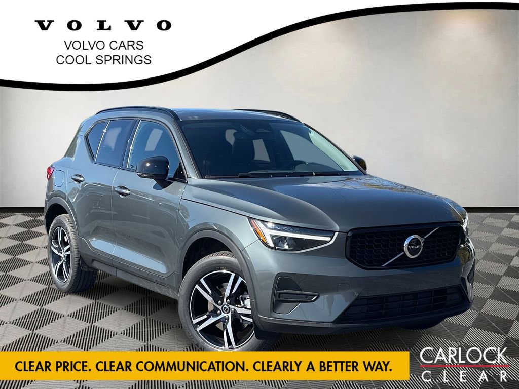 New 2026 Volvo XC40 B5 Core w/ Climate Package image 1