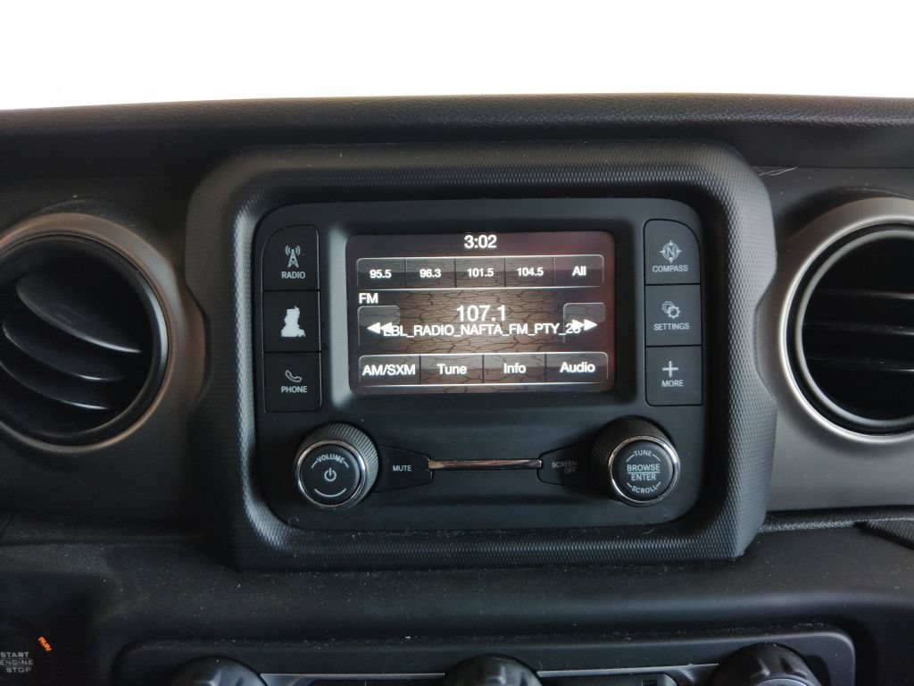 Used 2018 Jeep Wrangler Unlimited Sport S AWD/4WD image 29