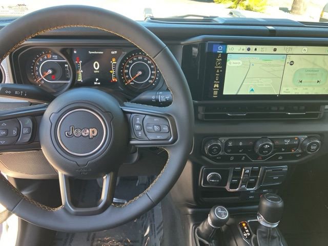 Used 2024 Jeep Gladiator Sport image 12