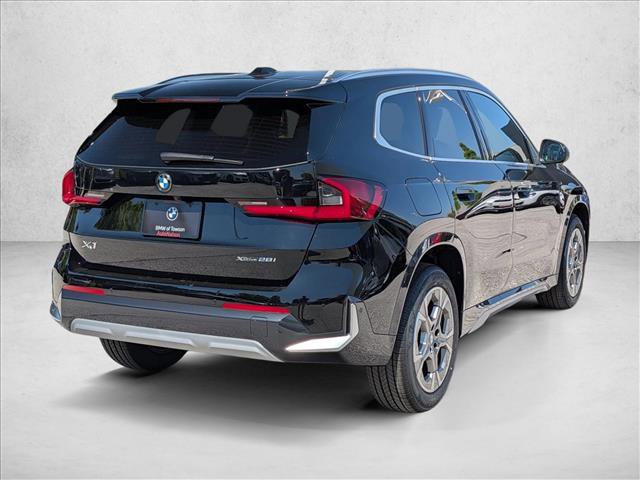 New 2026 BMW X1 xDrive28i AWD/4WD image 2