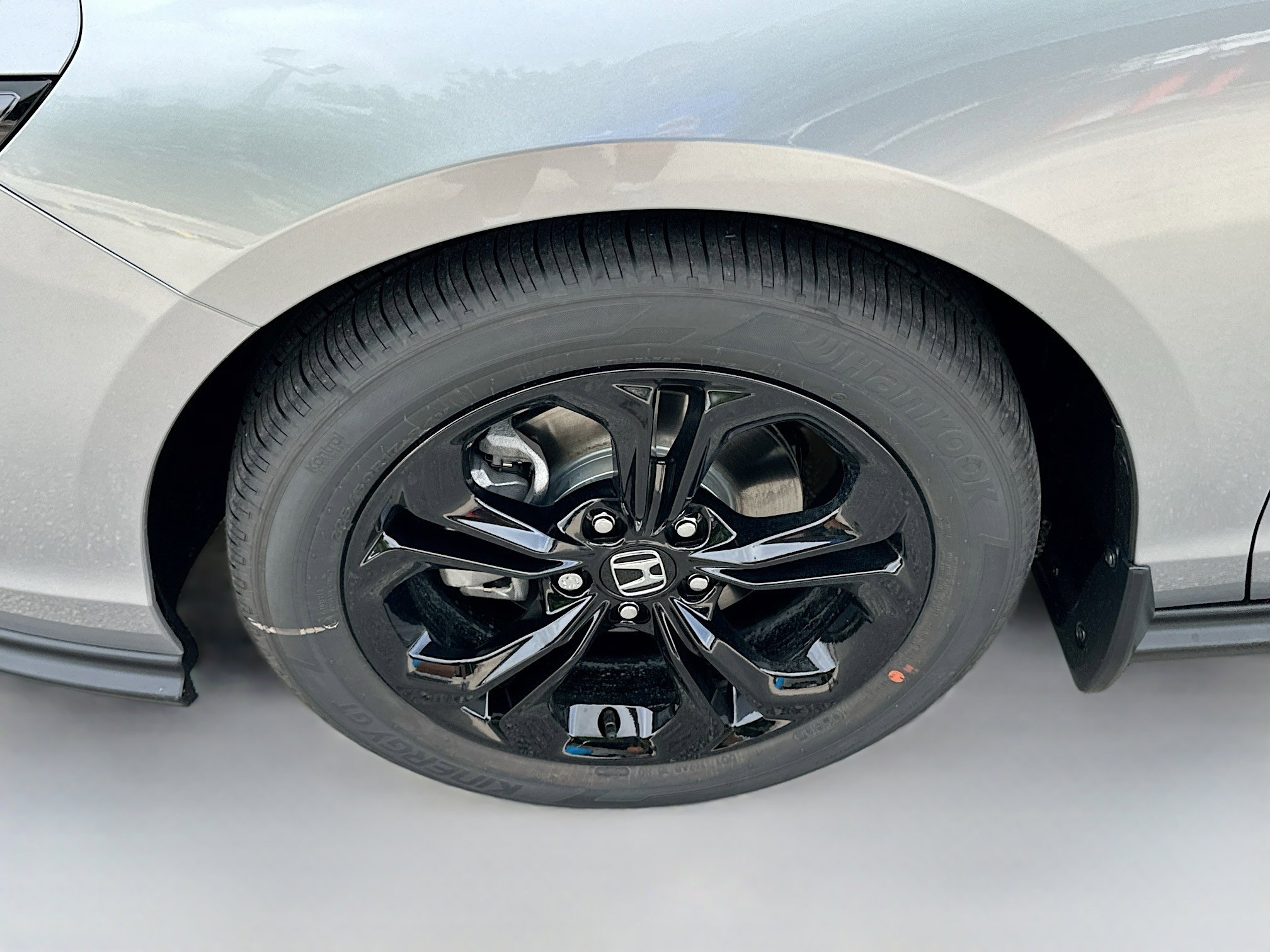 New 2025 Honda Accord SE image 25