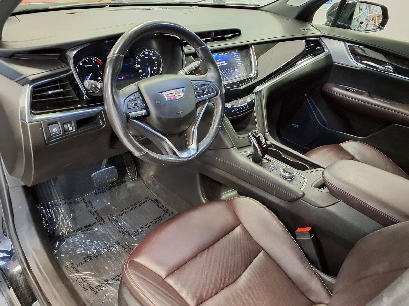 Used 2020 Cadillac XT6 Premium Luxury FWD image 18