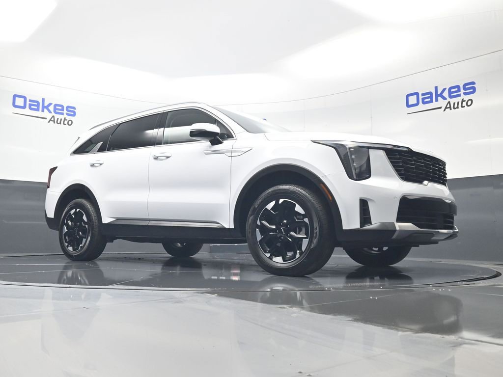 Certified 2026 Kia Sorento S AWD/4WD image 40