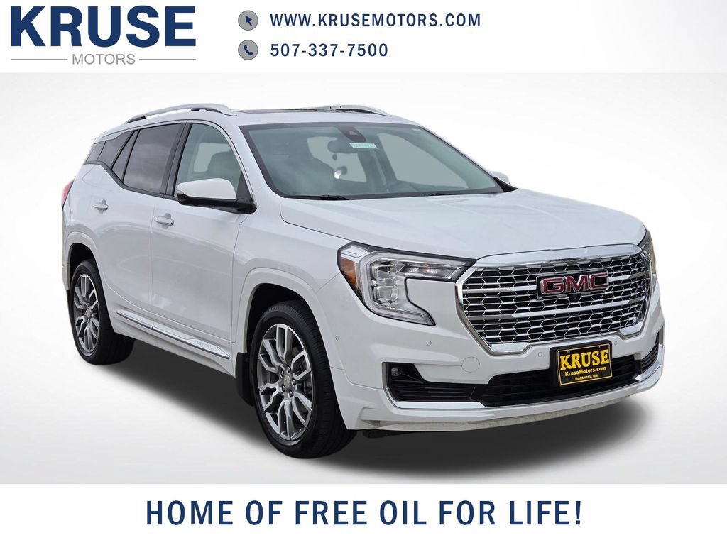 Used 2024 GMC Terrain Denali w/ Denali Premium Package