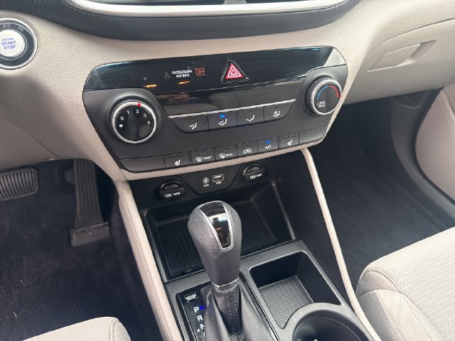 Used 2020 Hyundai Tucson Value AWD/4WD image 17