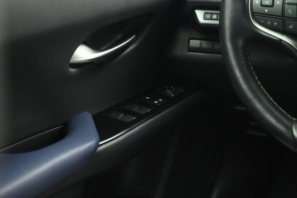 Used 2021 Lexus UX 250h w/ Premium Package AWD/4WD image 41