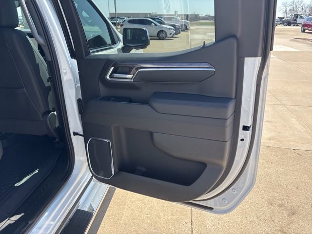 New 2026 Chevrolet Silverado 1500 LTZ w/ LTZ Premium Package image 18