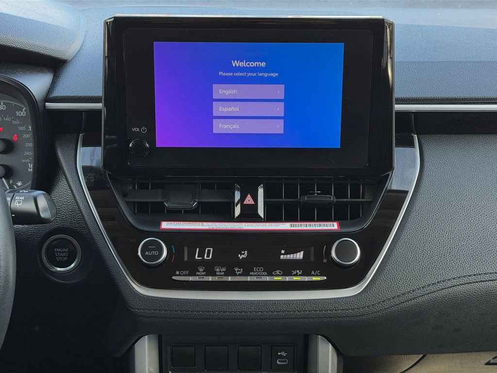 Used 2023 Toyota Corolla Cross LE w/ Moonroof Package image 13