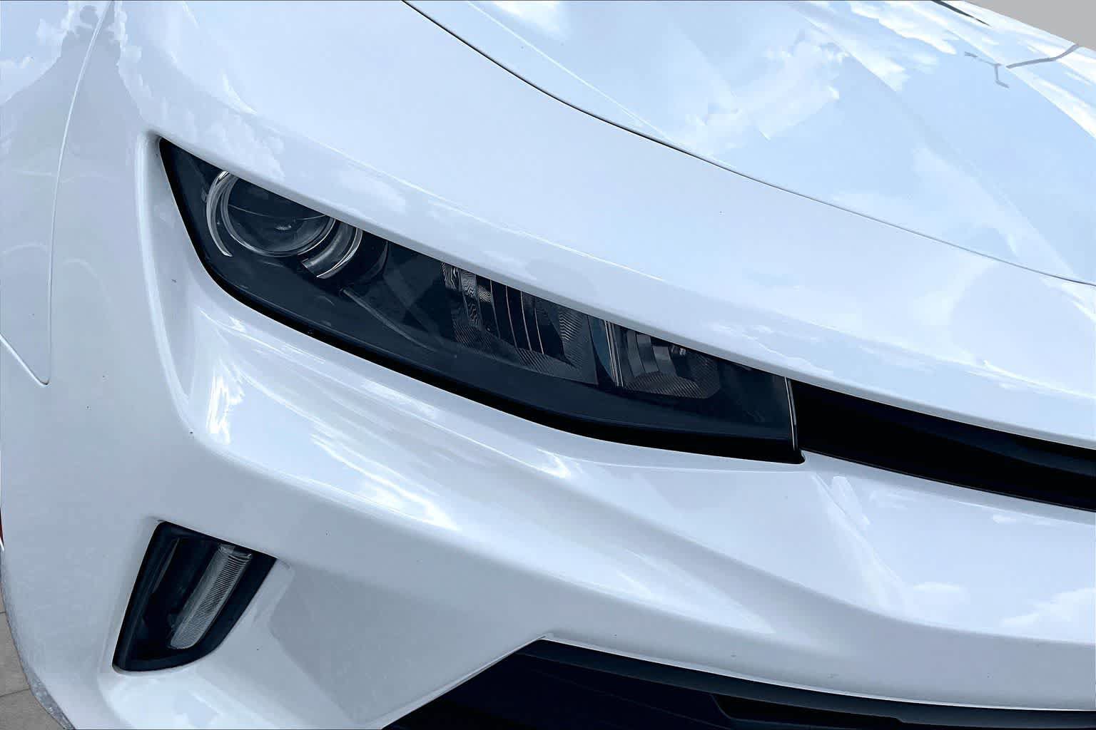 Used 2016 Chevrolet Camaro LT w/ Technology Package RWD image 28